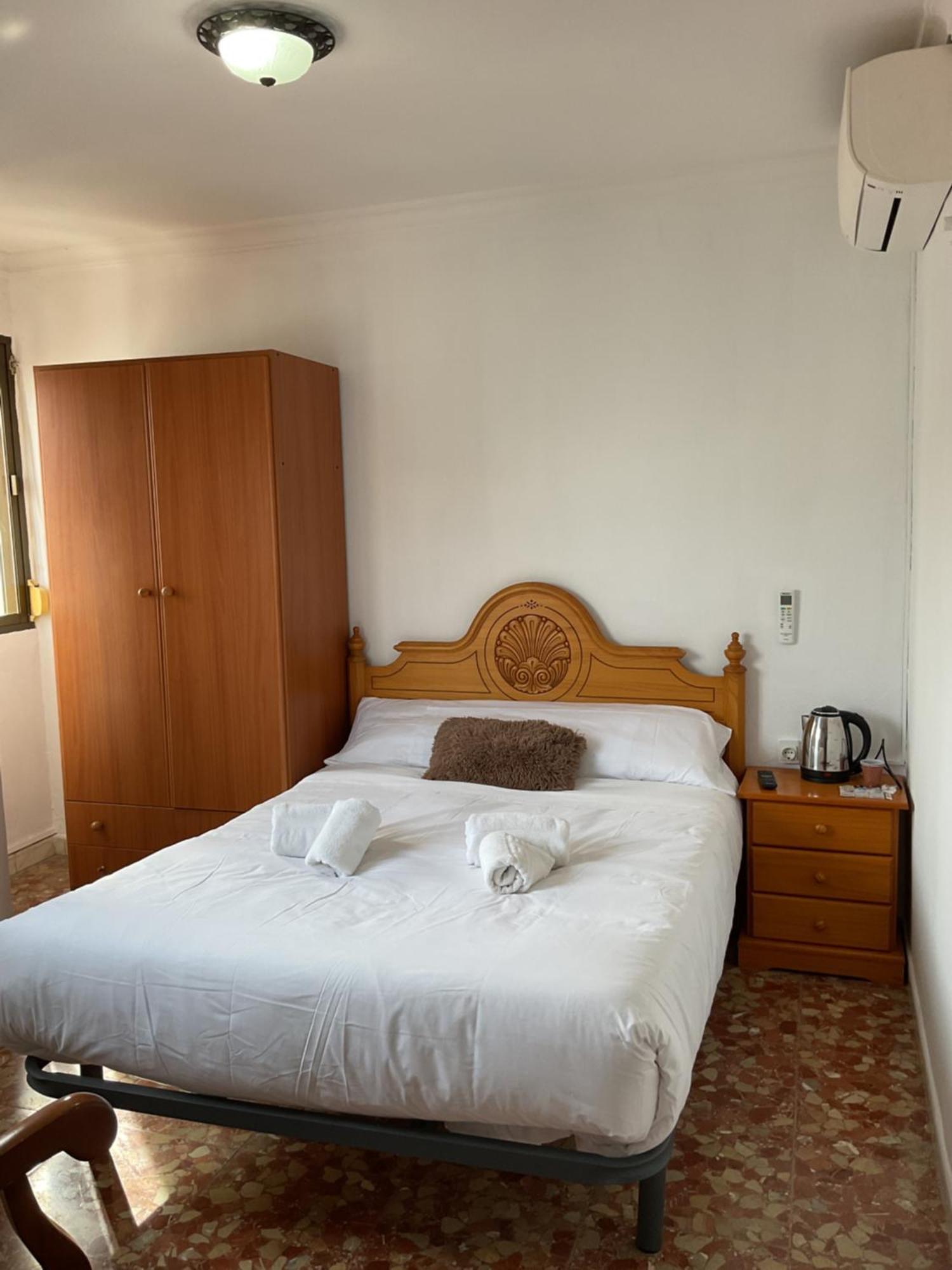 Hostal San Miguel By Croma Estepona Luaran gambar